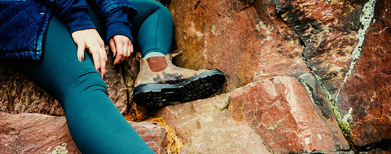 Outdoor Survival Hose kaufen Frau in Outdoor Survival Hose